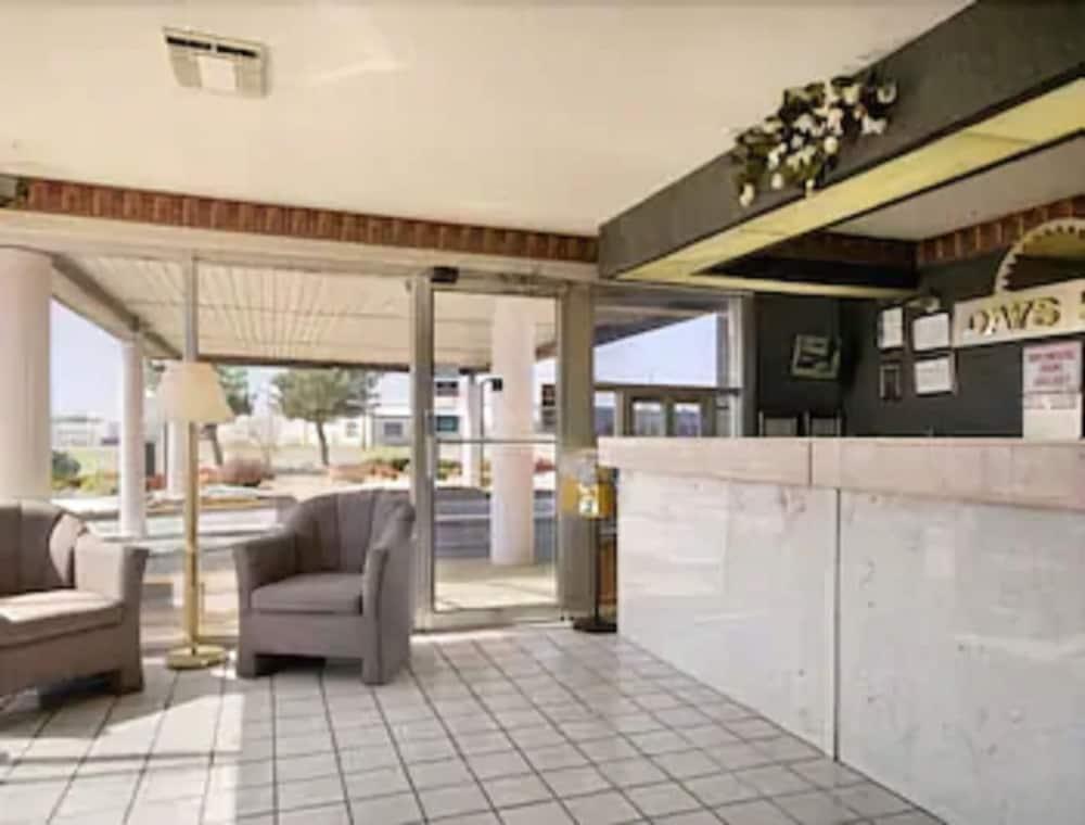 Days Inn By Wyndham Greeneville Intérieur photo
