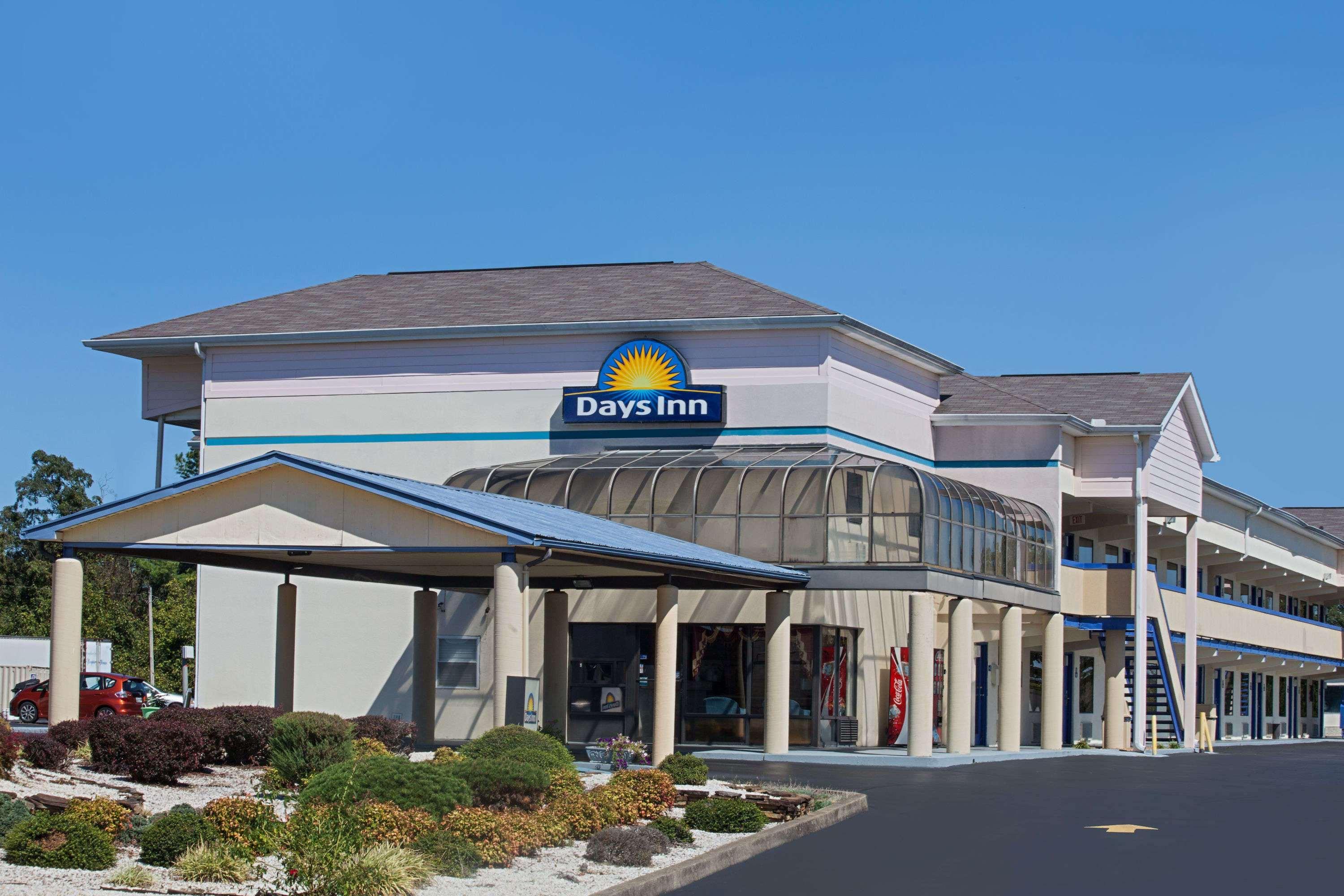 Days Inn By Wyndham Greeneville Extérieur photo
