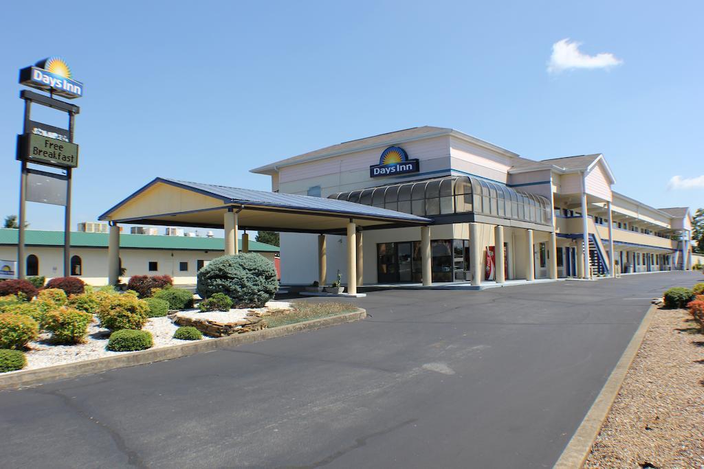 Days Inn By Wyndham Greeneville Extérieur photo